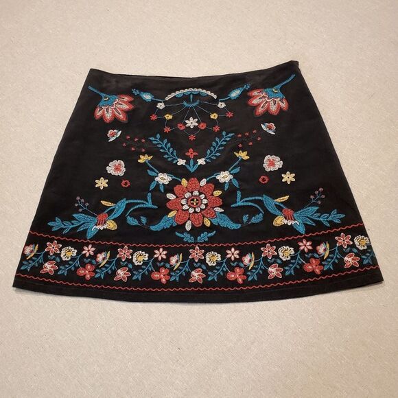 Blu Pepper Large Black Embroidered Multi Color Floral Corduroy Skirt - Picture 1 of 10